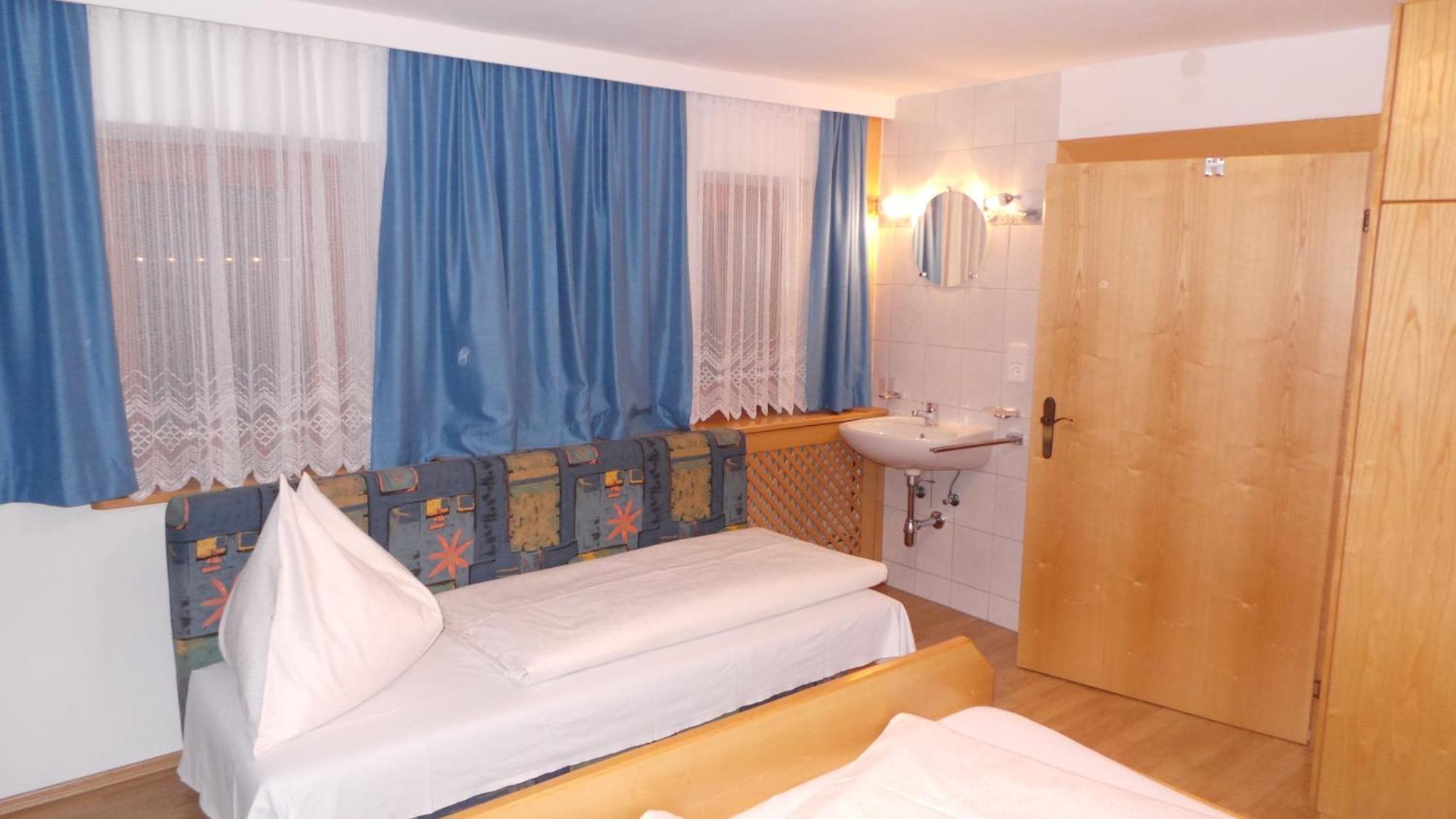 Haus Rainer Matrei in Osttirol Quarto foto
